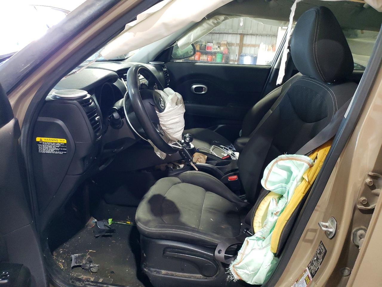 2016 KIA SOUL photo 19