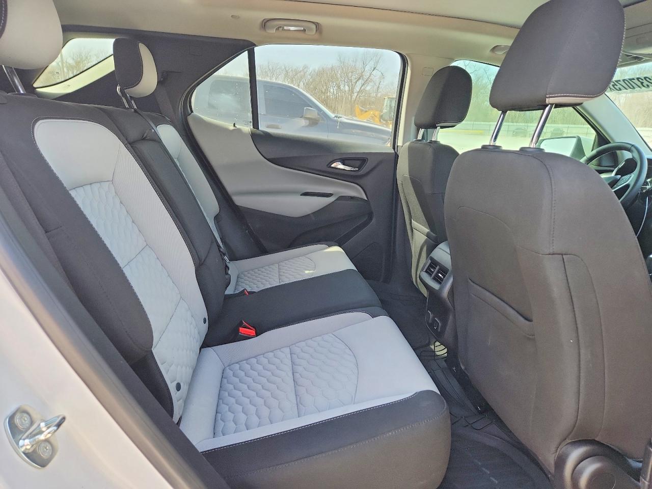 2018 CHEVROLET EQUINOX LT photo 19