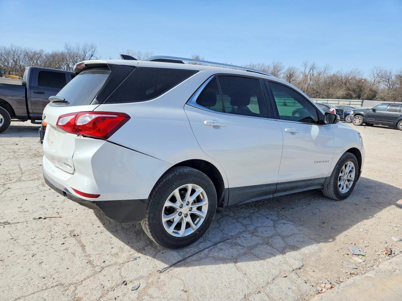 2018 CHEVROLET EQUINOX LT photo 5
