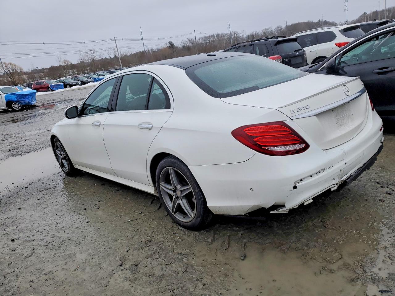 2017 MERCEDES-BENZ E 300 4MATIC photo 3