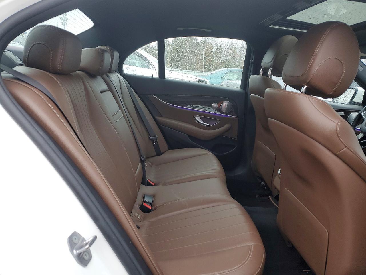 2017 MERCEDES-BENZ E 300 4MATIC photo 19
