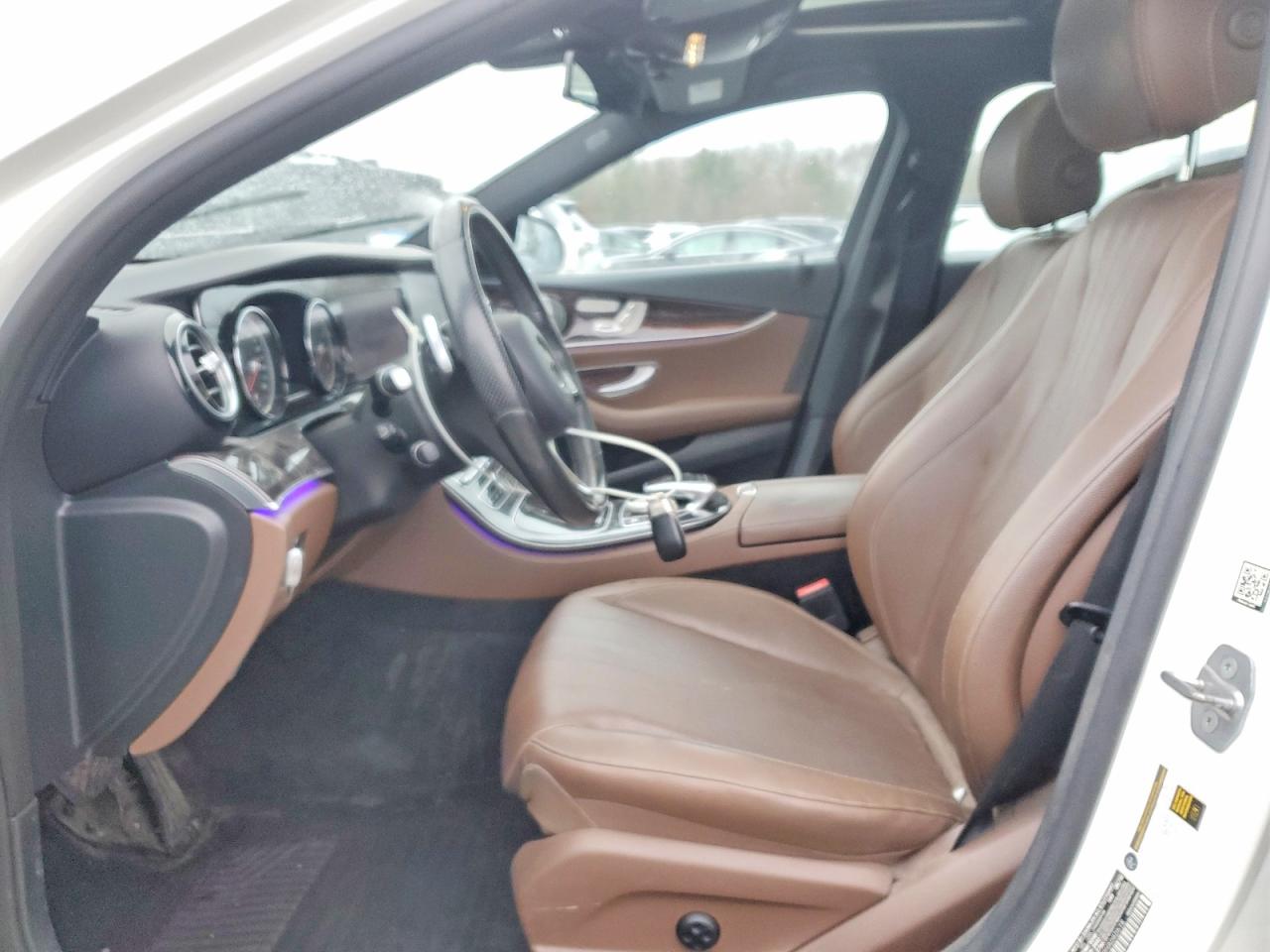 2017 MERCEDES-BENZ E 300 4MATIC photo 13