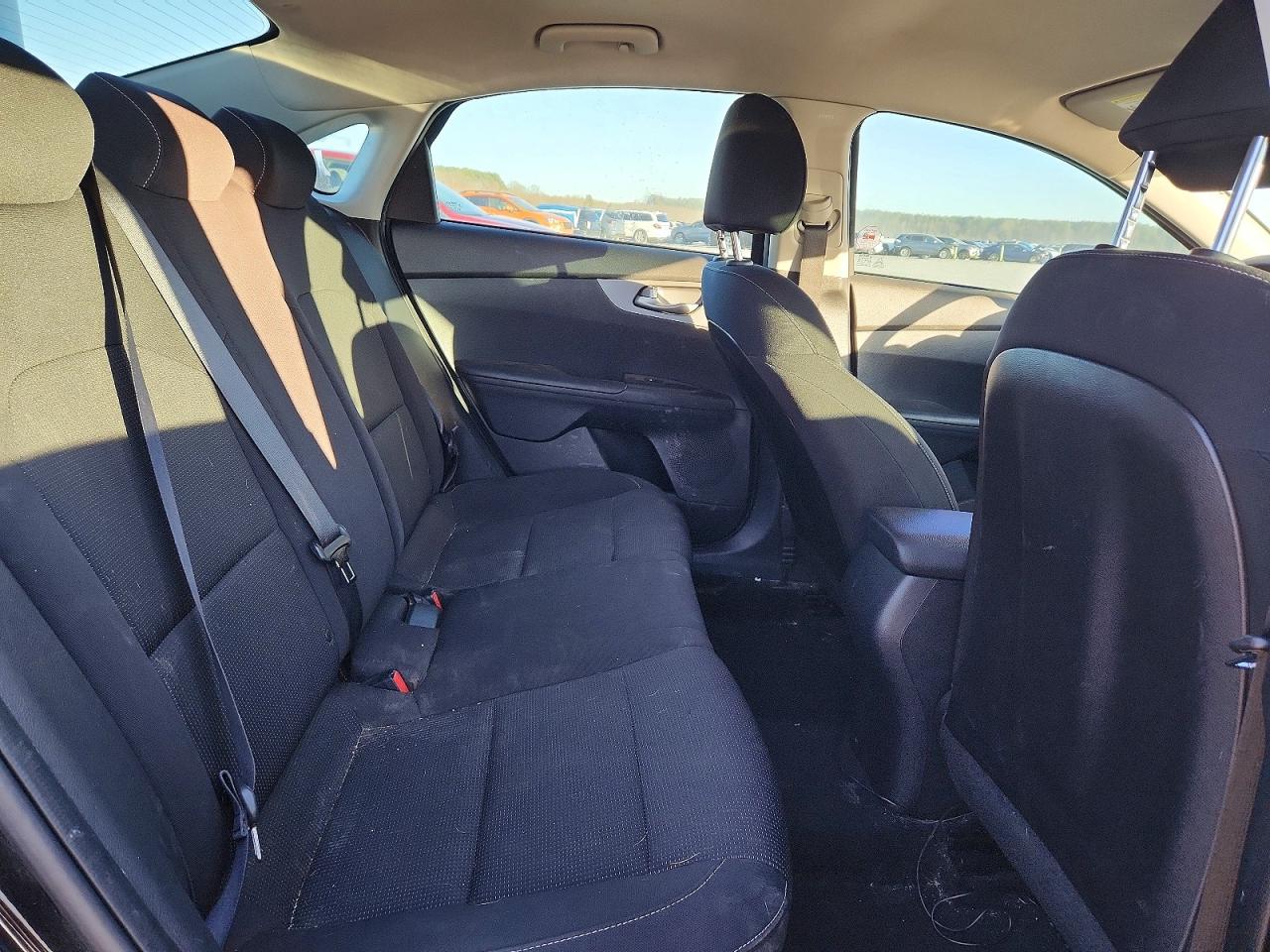 2021 KIA FORTE FE photo 10