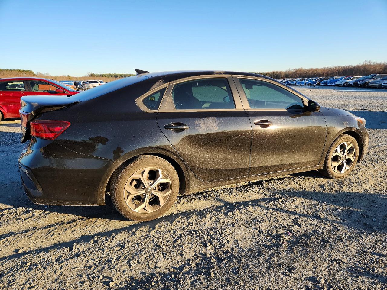 2021 KIA FORTE FE photo 3