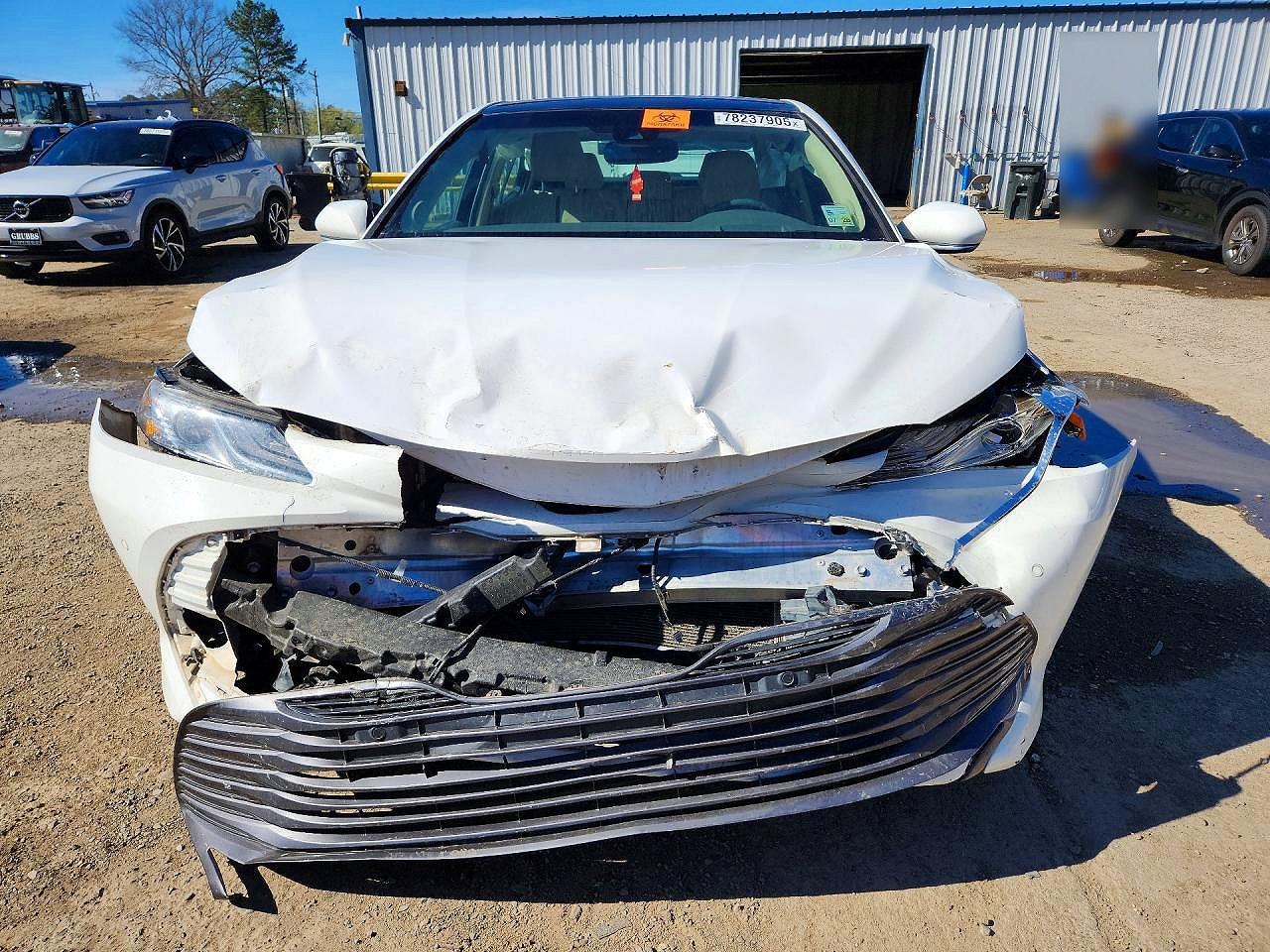 2018 TOYOTA CAMRY XLE photo 9