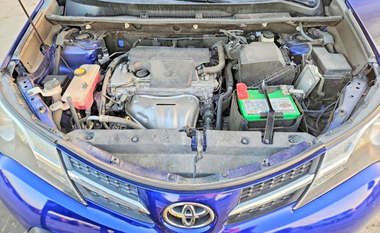2014 TOYOTA RAV4 LE photo 21
