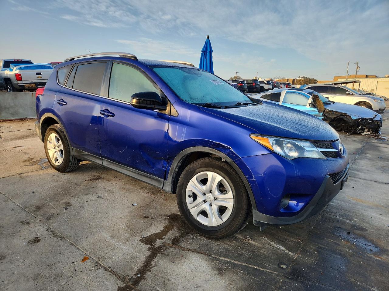 2014 TOYOTA RAV4 LE photo 7