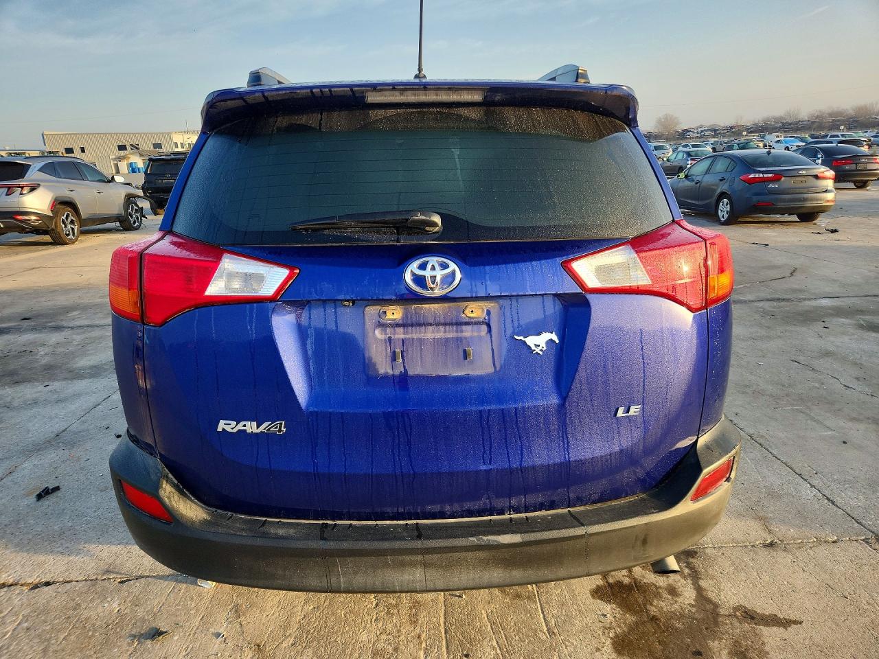 2014 TOYOTA RAV4 LE photo 11