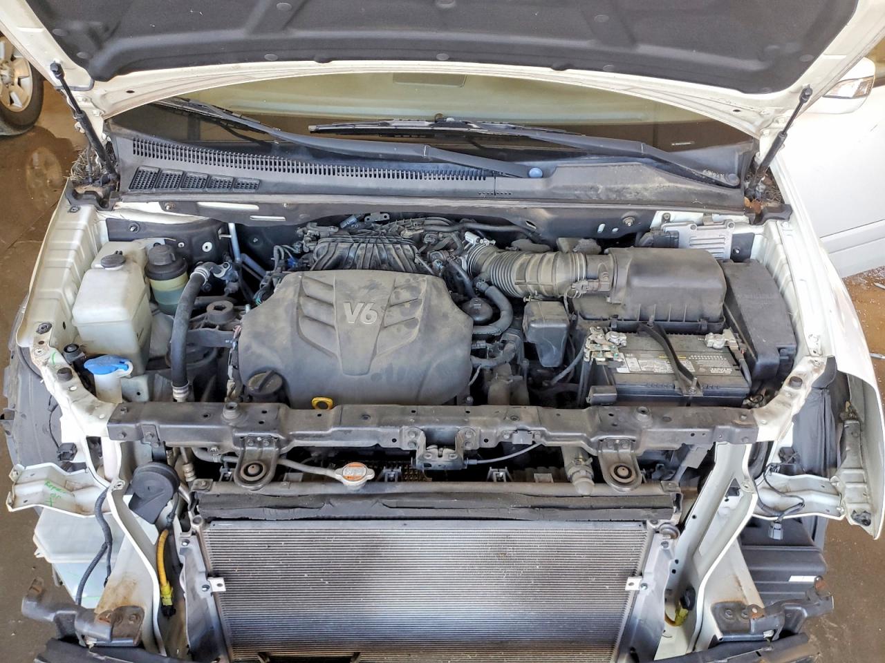 2012 KIA SEDONA LX photo 12