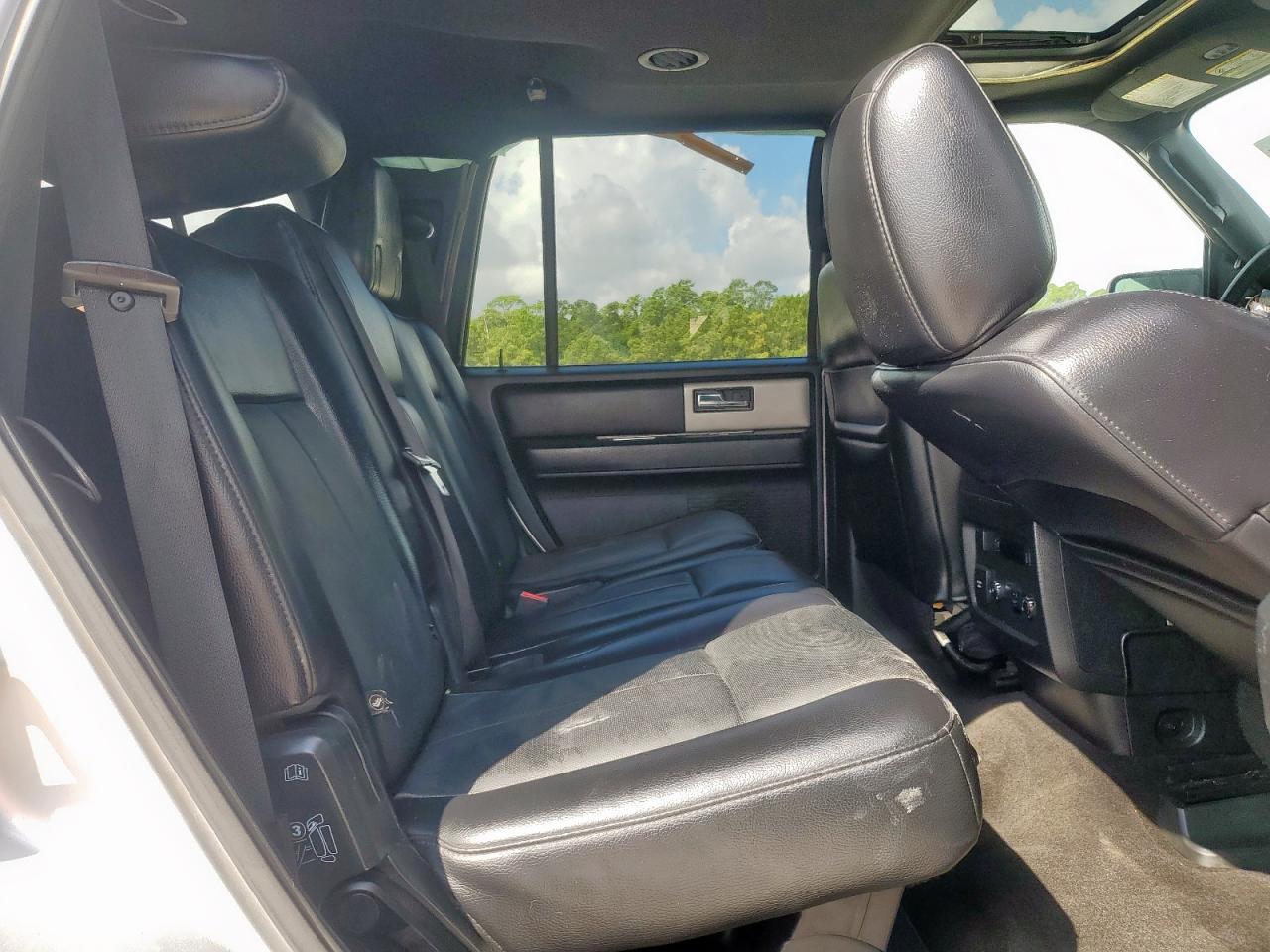 2015 FORD EXPEDITION XLT photo 11