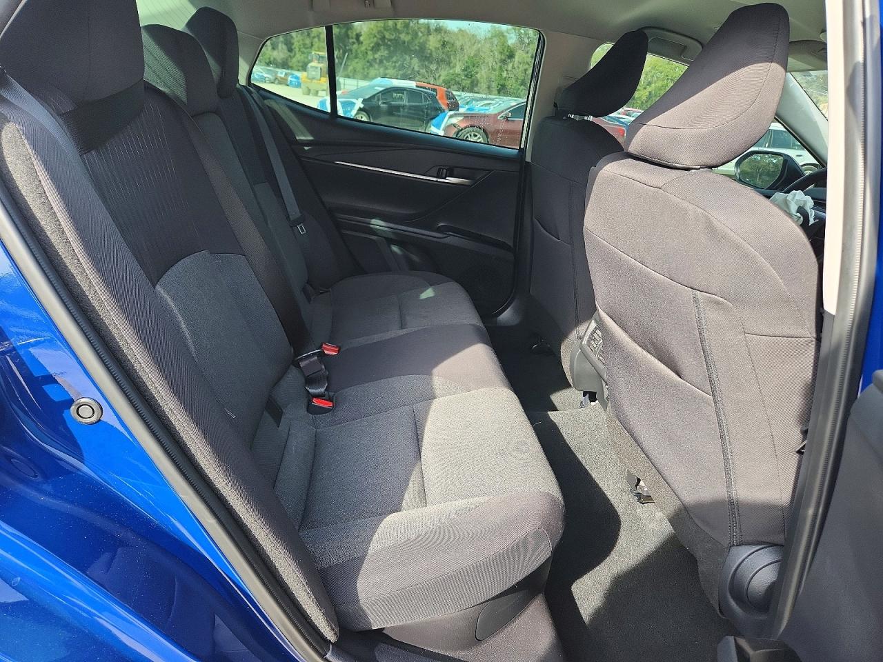 2025 TOYOTA CAMRY LE photo 19