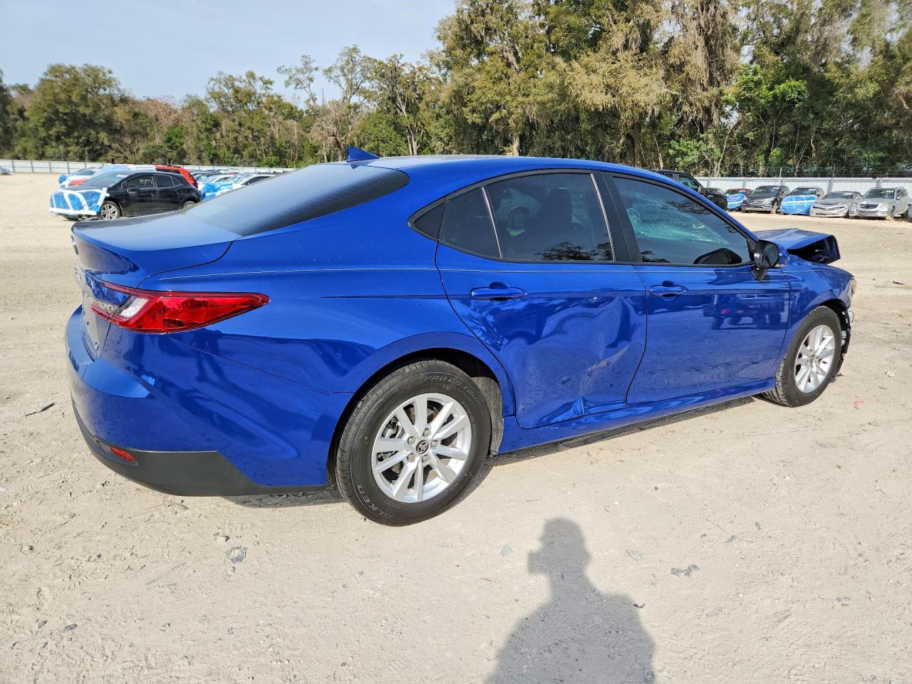 2025 TOYOTA CAMRY LE photo 5