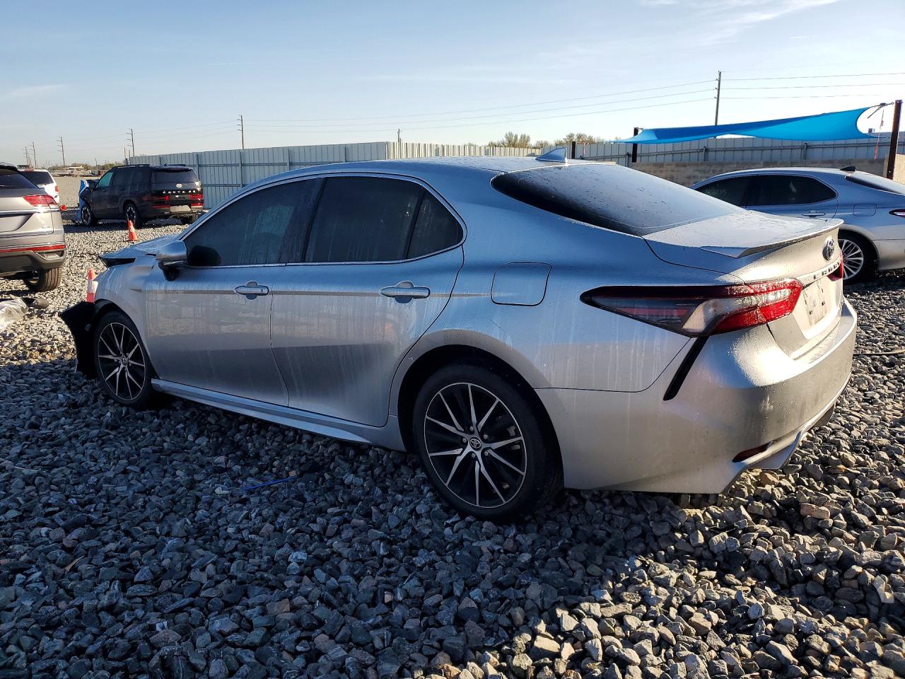 2024 TOYOTA CAMRY SE photo 3