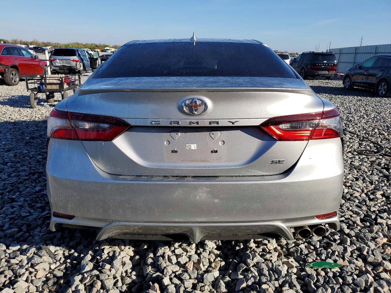 2024 TOYOTA CAMRY SE photo 11