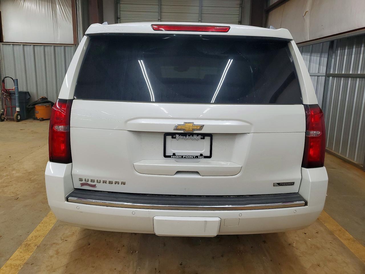 2018 CHEVROLET SUBURBAN K1500 PREMIER photo 6