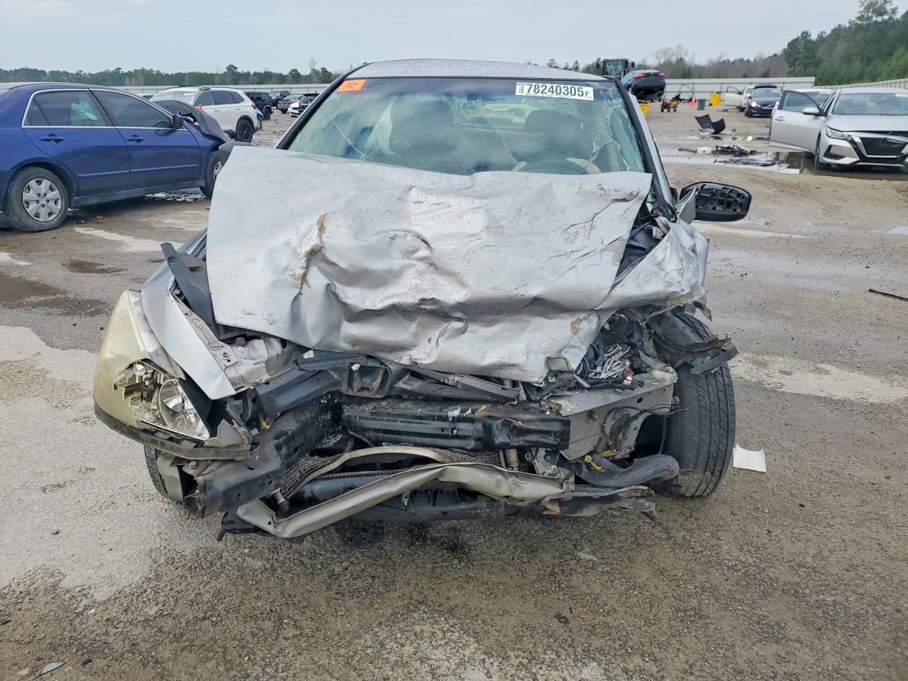 2004 HOND ACCORD DX photo 9