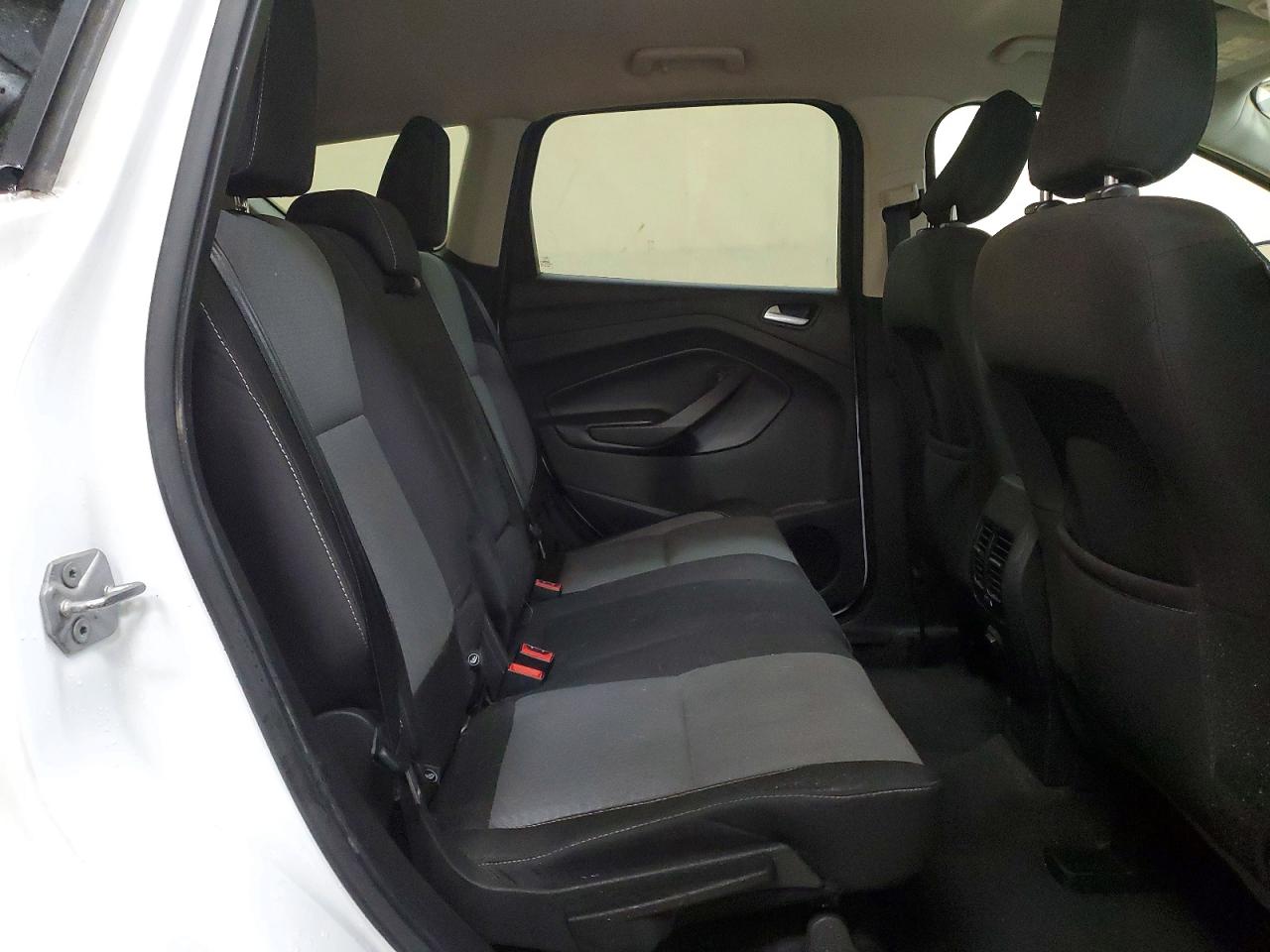2019 FORD ESCAPE SE photo 21