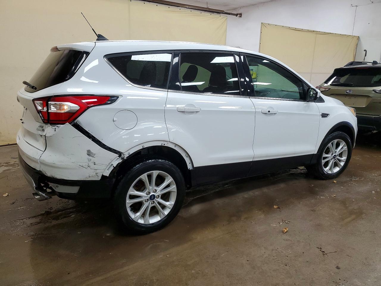 2019 FORD ESCAPE SE photo 5