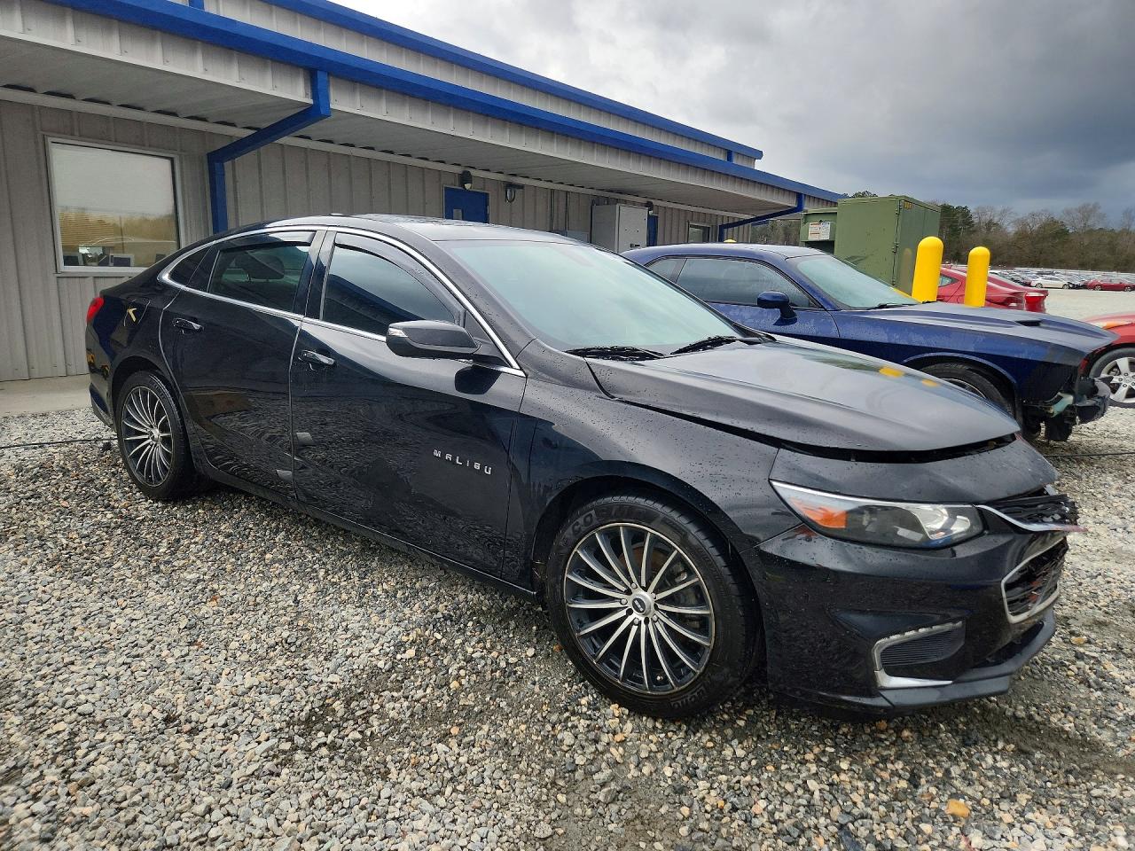 2016 CHEVROLET MALIBU LT photo 4
