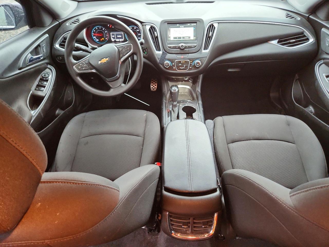 2016 CHEVROLET MALIBU LT photo 8