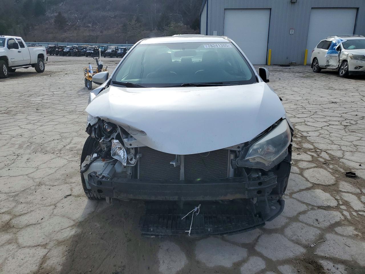2016 TOYOTA COROLLA photo 5