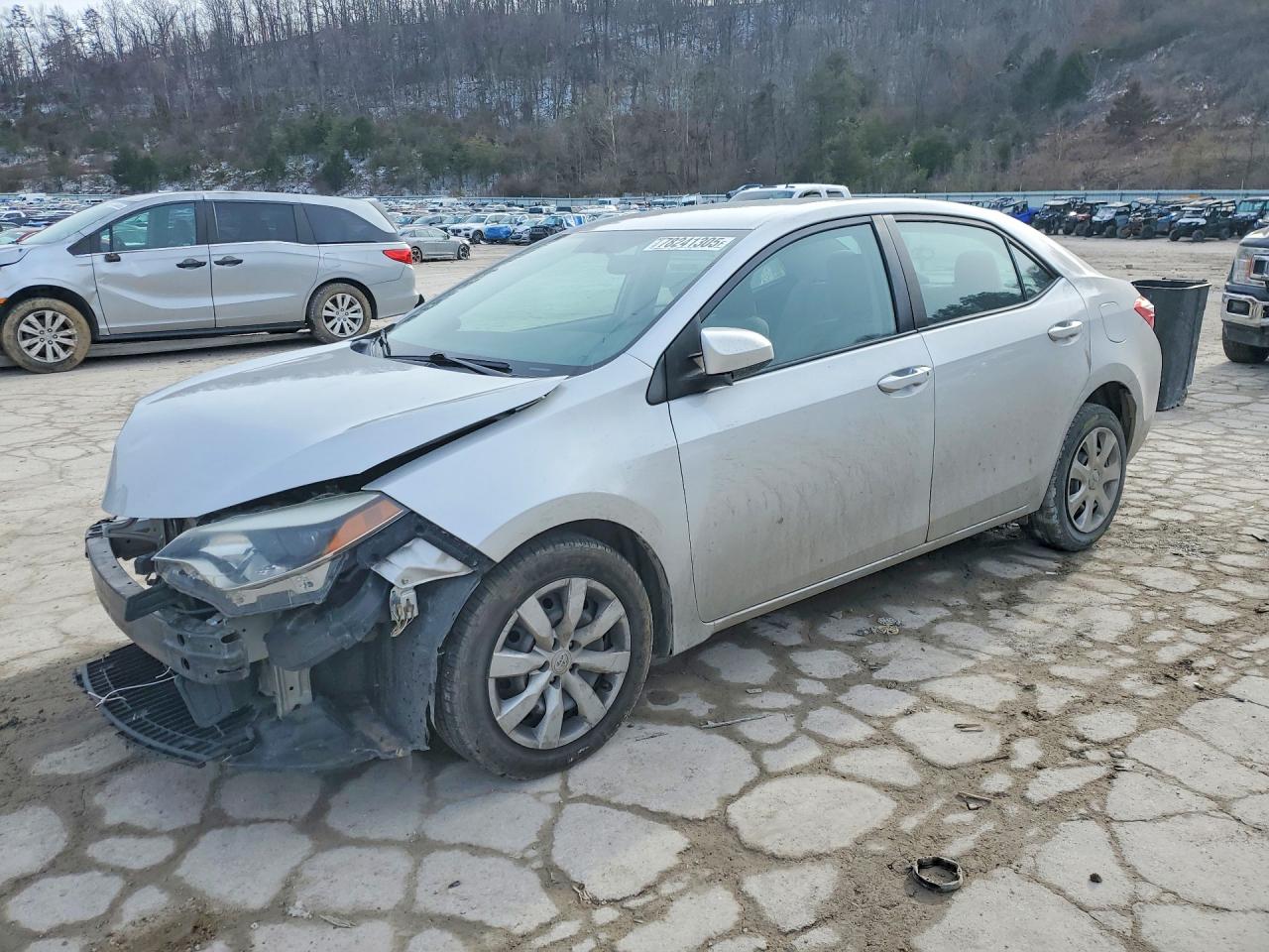 2016 TOYOTA COROLLA