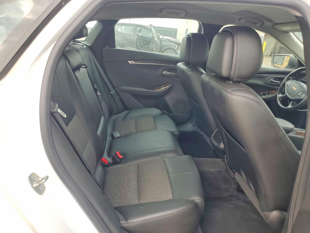 2014 CHEVROLET IMPALA LT photo 28