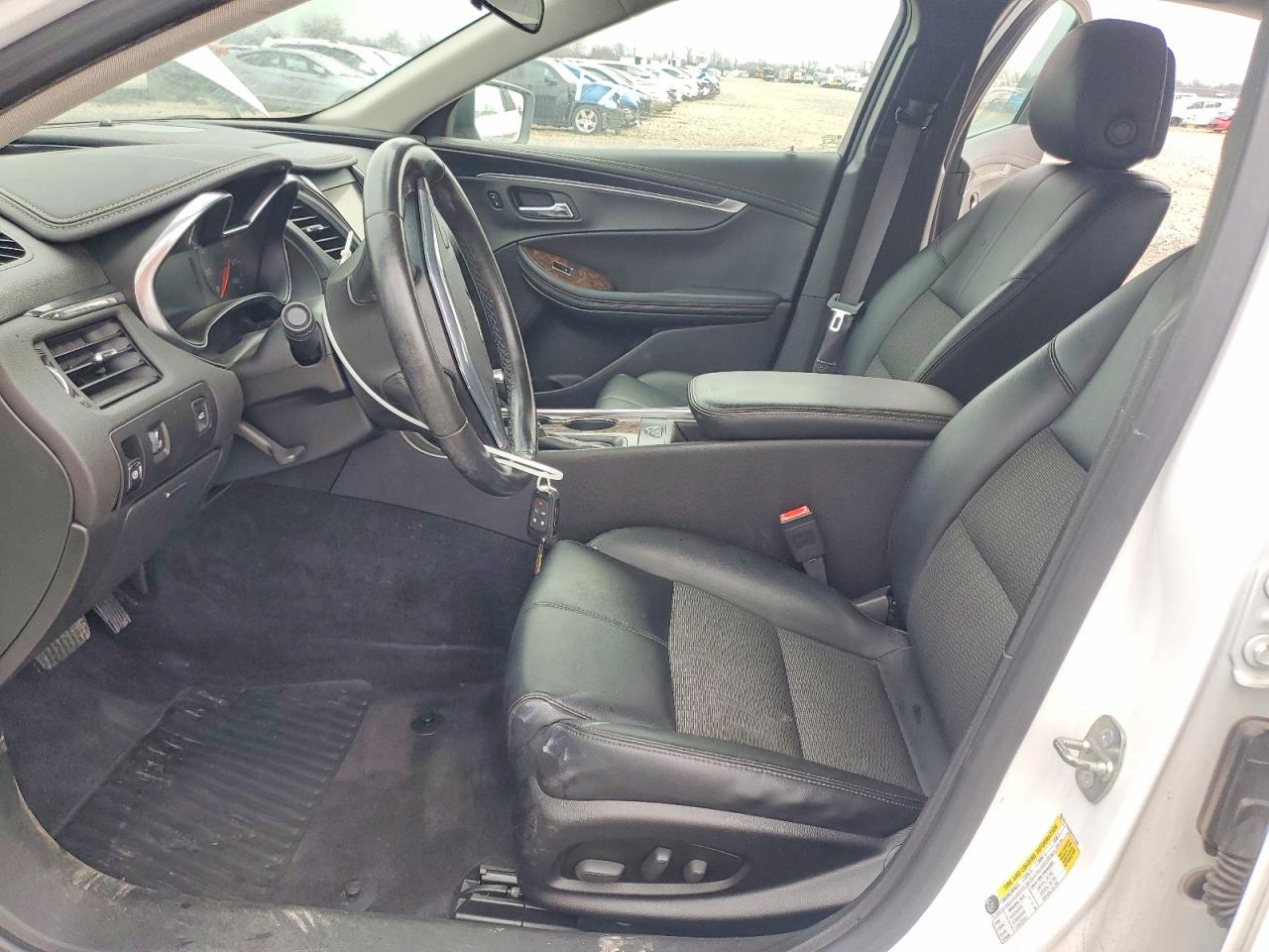 2014 CHEVROLET IMPALA LT photo 19