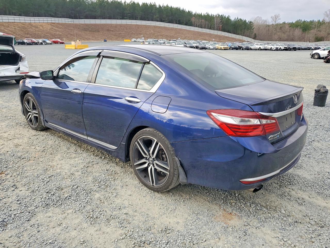 2017 HONDA ACCORD SPORT SPECIAL EDITION photo 5