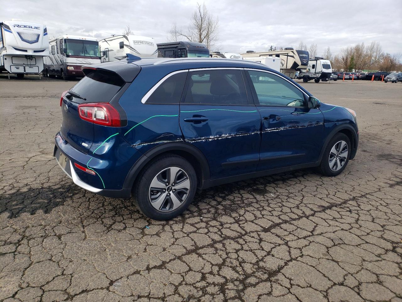 2018 KIA NIRO LX photo 3