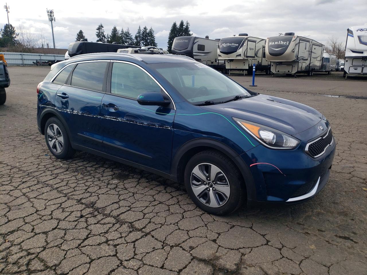 2018 KIA NIRO LX photo 4