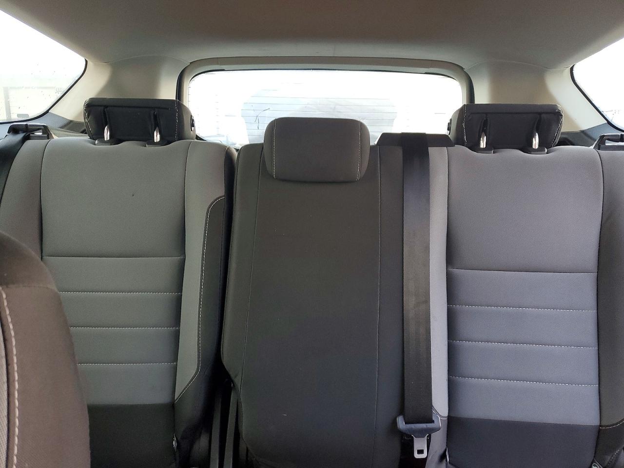 2017 FORD ESCAPE S photo 19