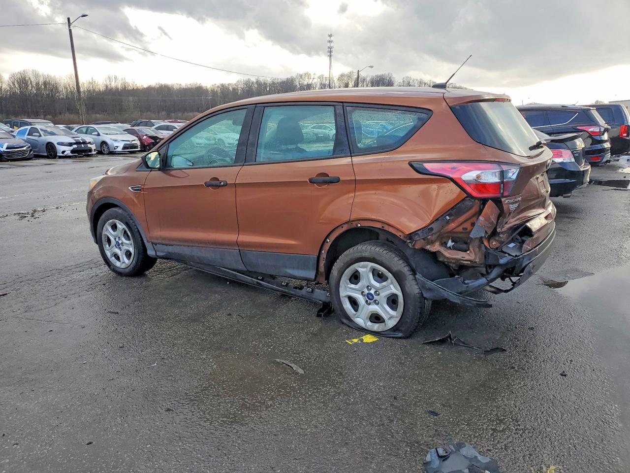 2017 FORD ESCAPE S photo 3