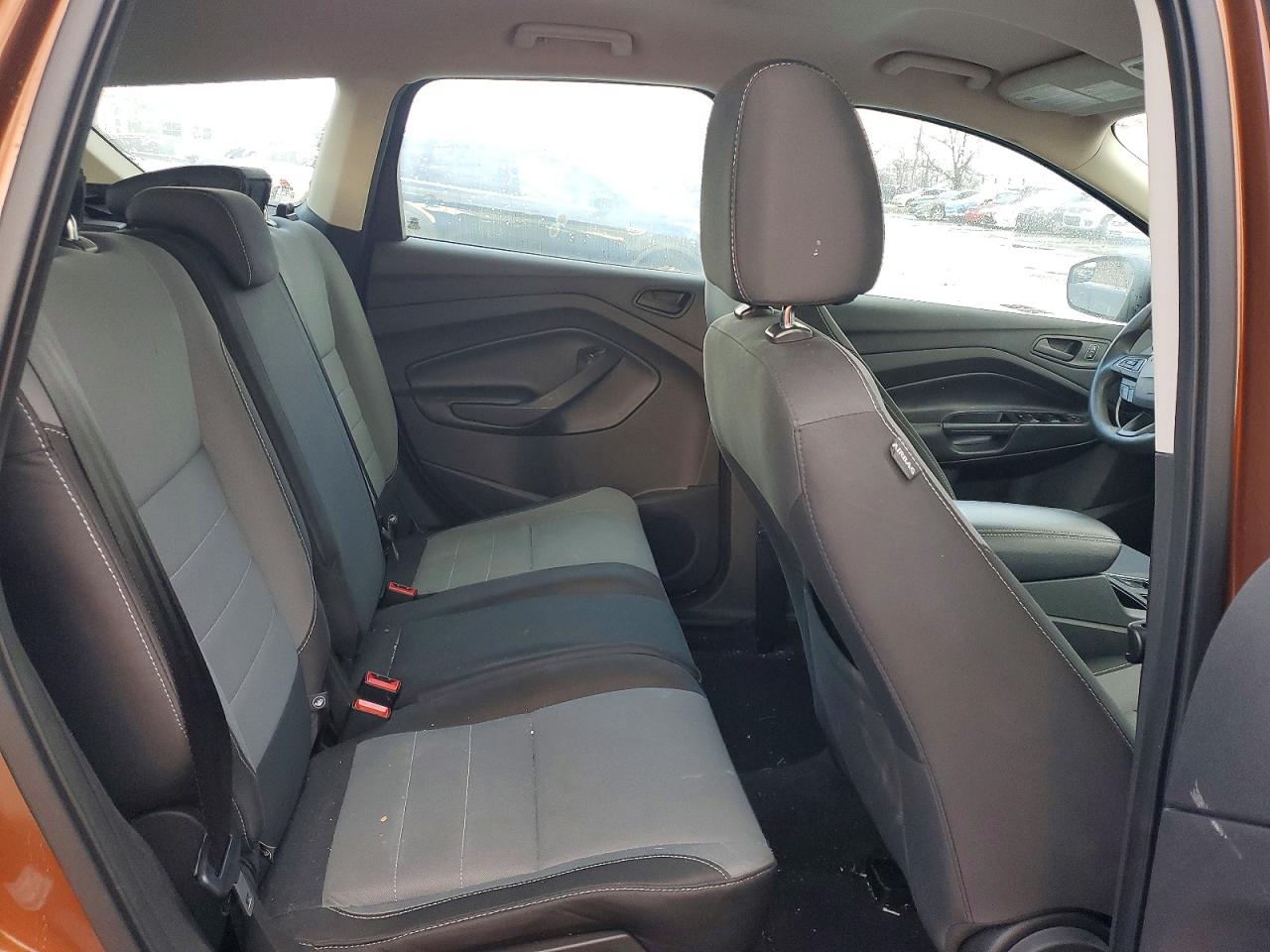 2017 FORD ESCAPE S photo 21