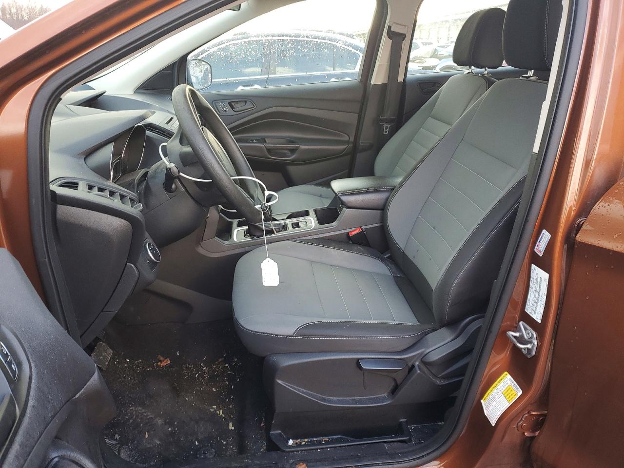 2017 FORD ESCAPE S photo 13