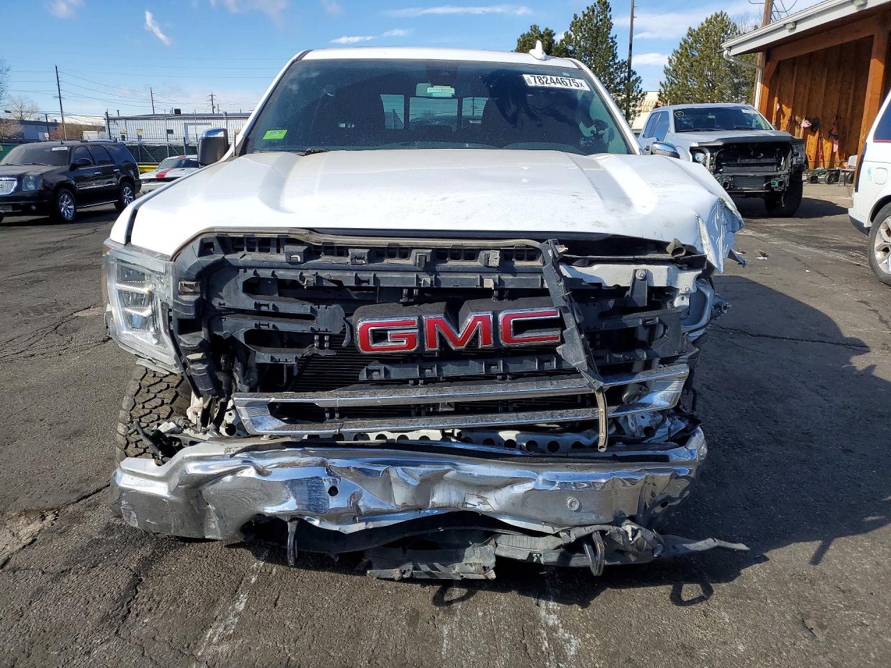 2019 GMC SIERRA K1500 SLT photo 5