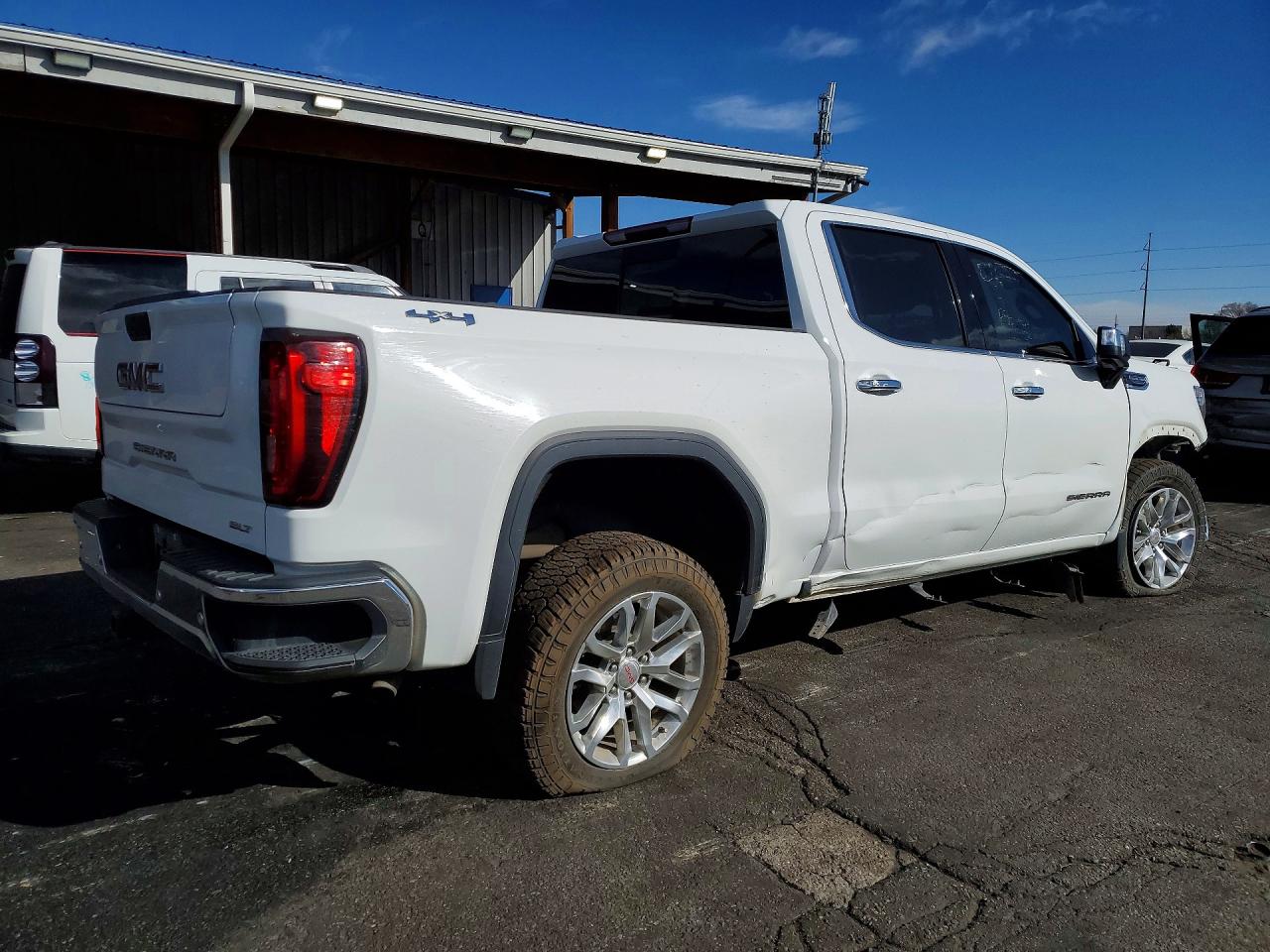 2019 GMC SIERRA K1500 SLT photo 3
