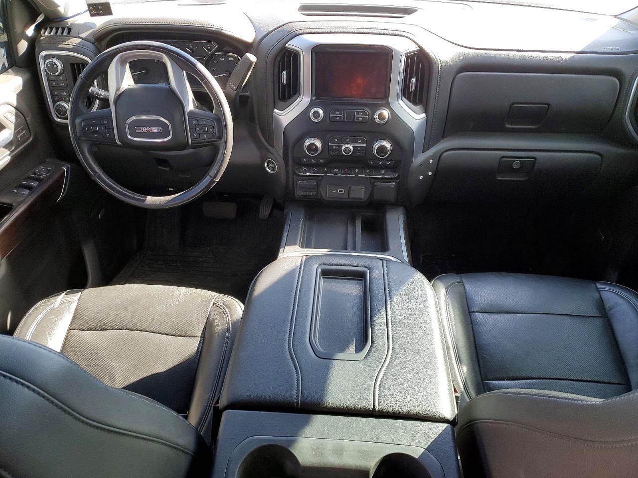2019 GMC SIERRA K1500 SLT photo 8