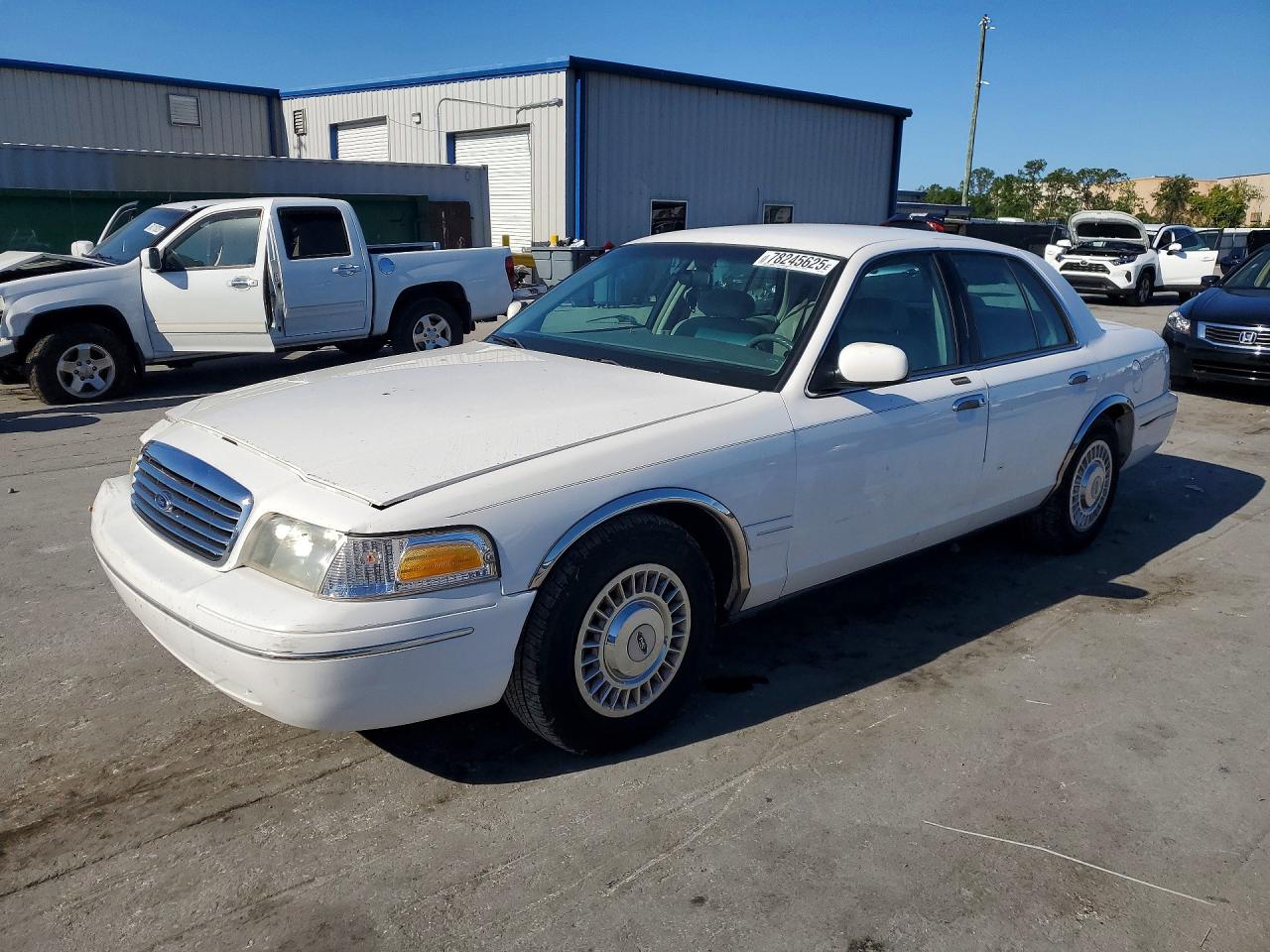 1999 FORD CROWN VICTORIA