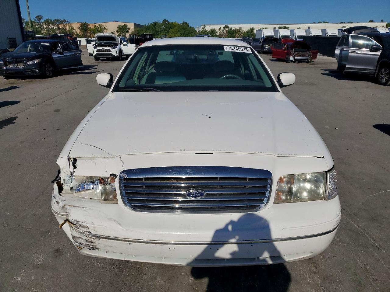 1999 FORD CROWN VICTORIA photo 9