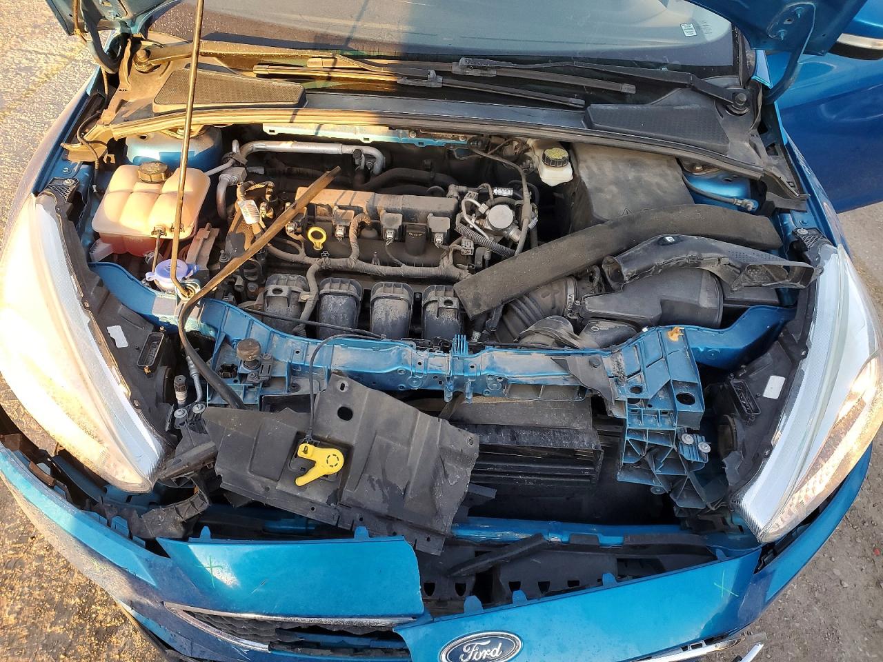 2017 FORD FOCUS SE photo 31