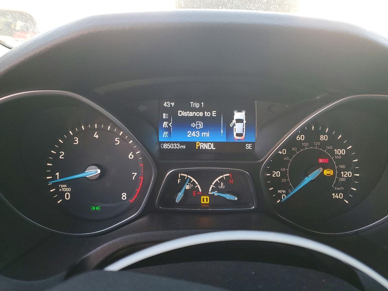 2017 FORD FOCUS SE photo 25