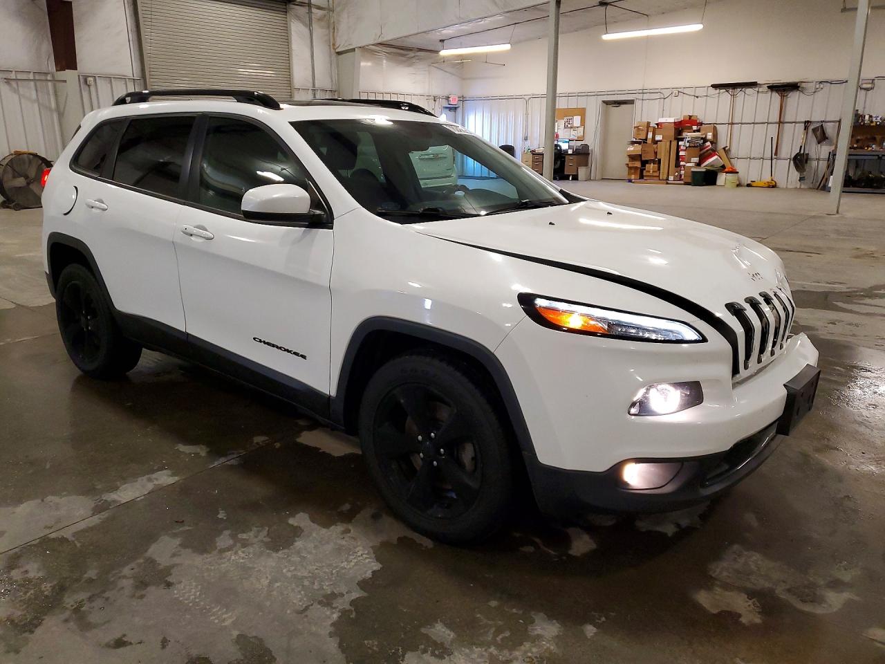 2016 JEEP CHEROKEE LATITUDE photo 7