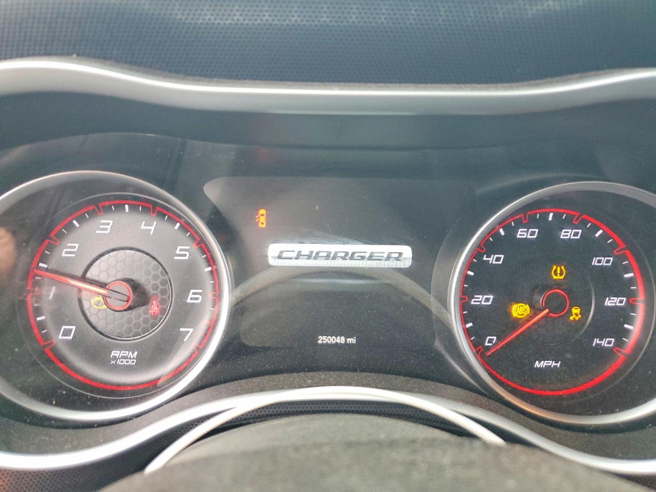 2016 DODGE CHARGER SXT photo 9