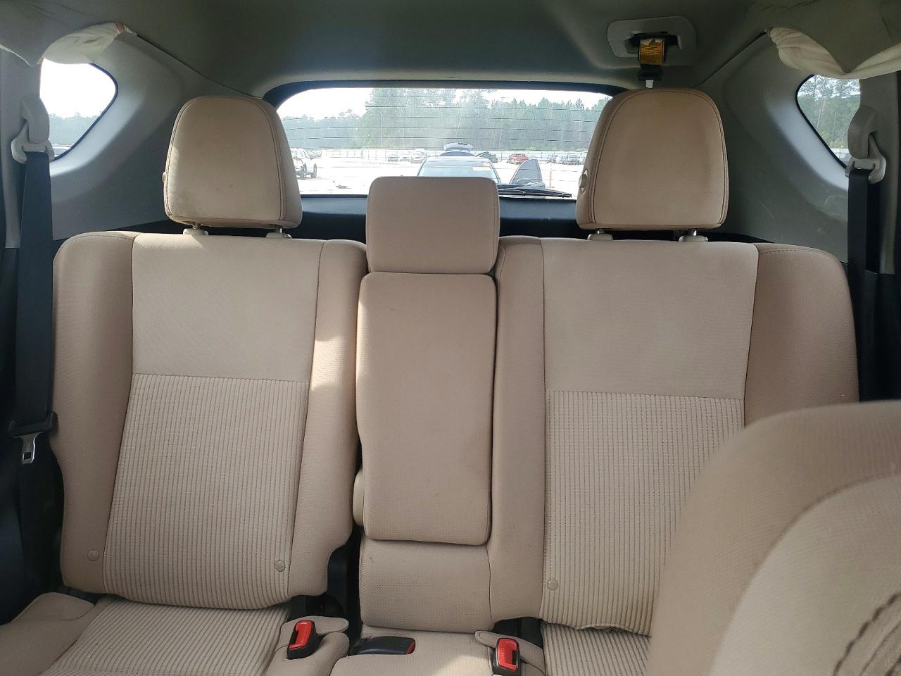 2014 TOYOTA RAV4 XLE photo 10