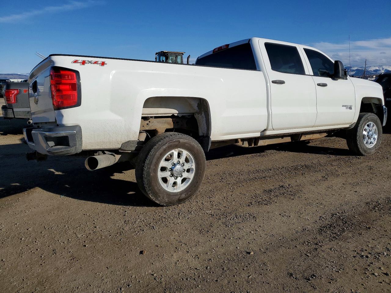 2016 CHEVROLET SILVERADO K2500 HEAVY DUTY photo 7