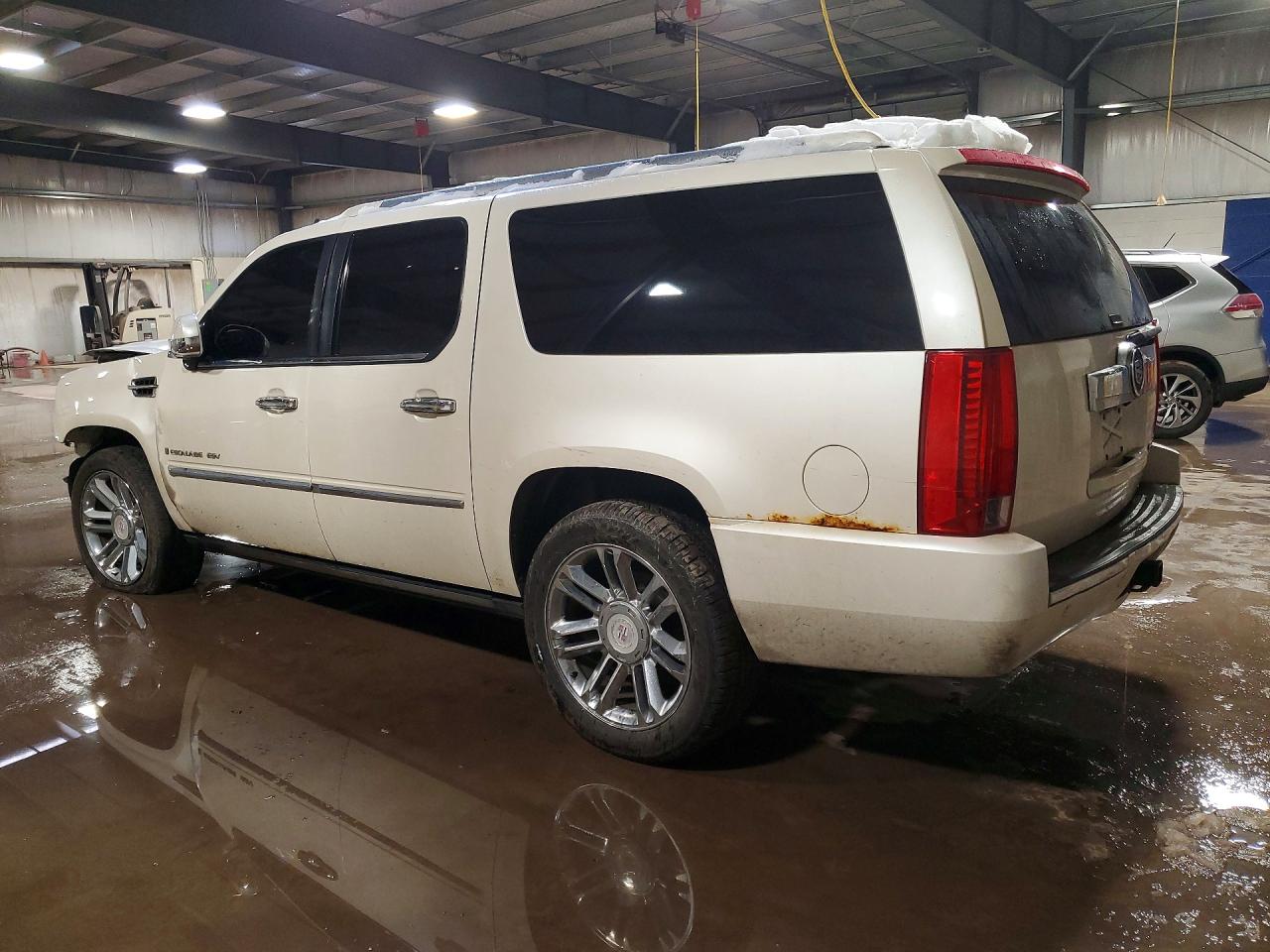 2008 CADILLAC ESCALADE ESV photo 3