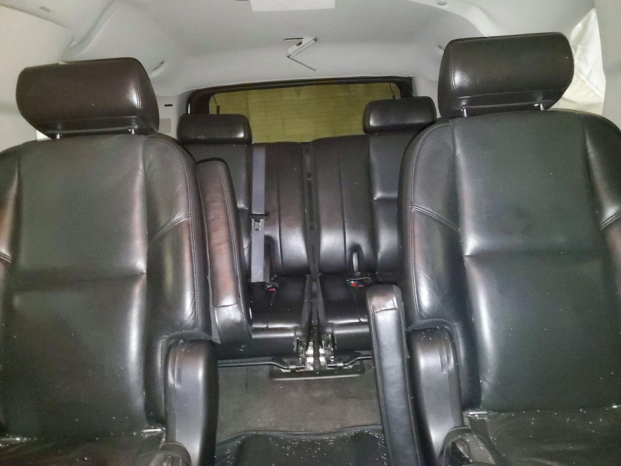 2008 CADILLAC ESCALADE ESV photo 19