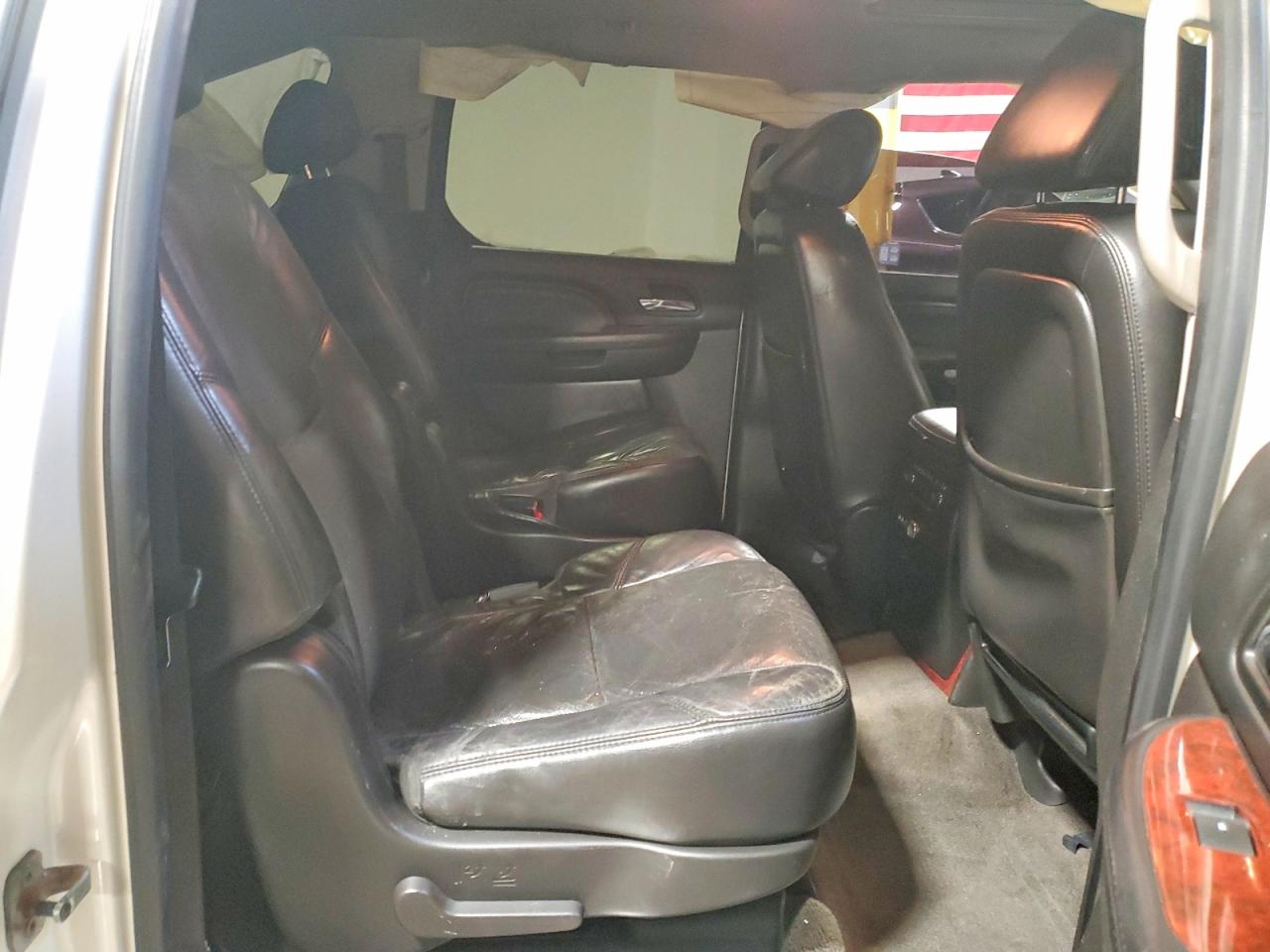 2008 CADILLAC ESCALADE ESV photo 21