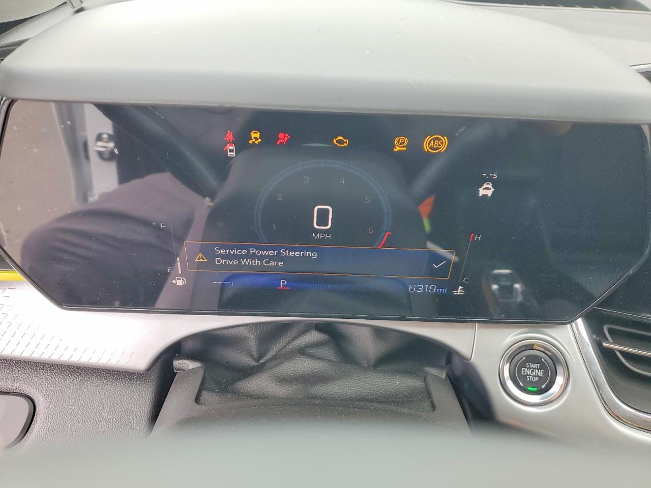 2025 CHEVROLET TRAX 1LT photo 9